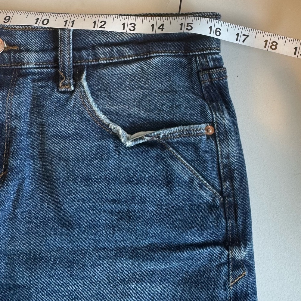 Kensie VintageLuxe Blue Jean Shorts No Size Tag, 16” Waist - Picture 3 of 8